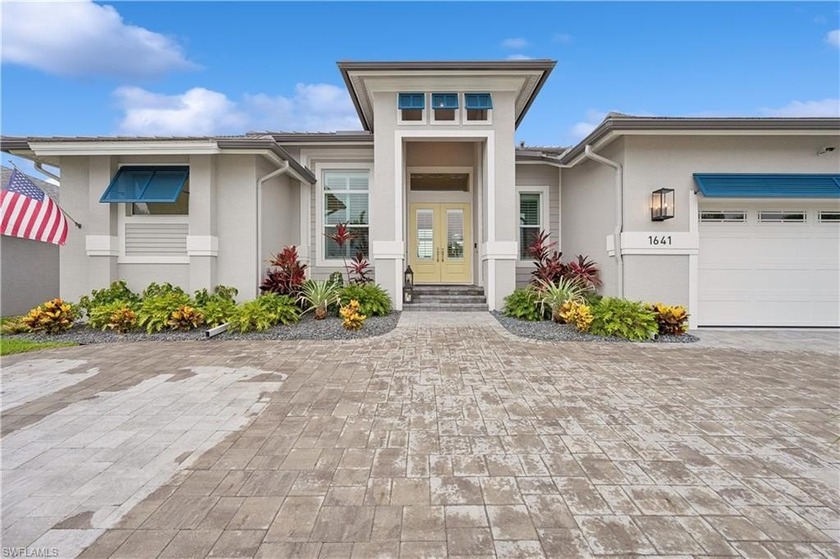 This newer, custom home, built by FCI Homes, features numerous - Beach Home for sale in Marco Island, Florida on Beachhouse.com