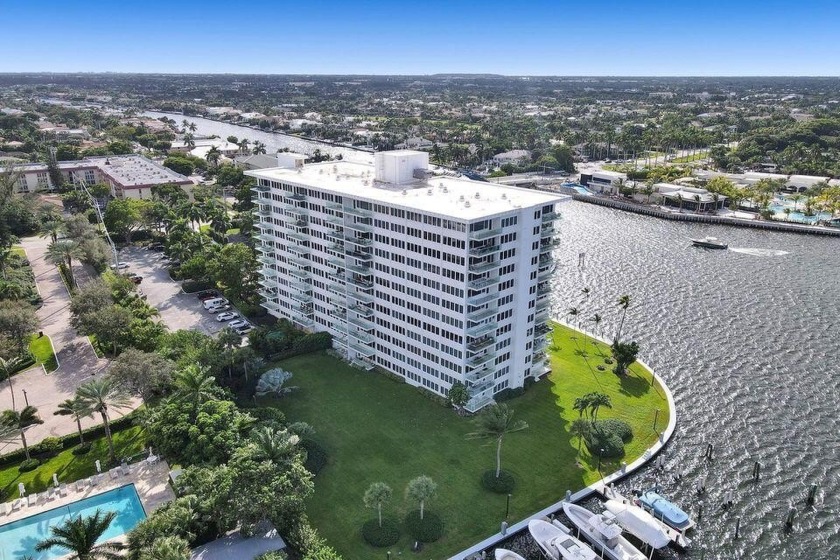 Priced To Sell this 2/2 condo in the completely updated building - Beach Condo for sale in Boca Raton, Florida on Beachhouse.com