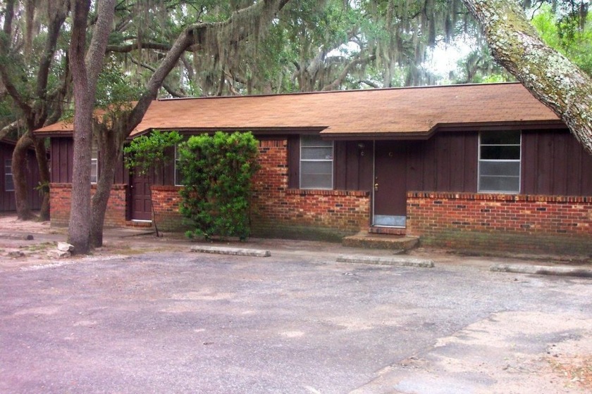 Highest and best due by 5pm Sunday 6/22. Attention all - Beach Home for sale in Fort Walton Beach, Florida on Beachhouse.com