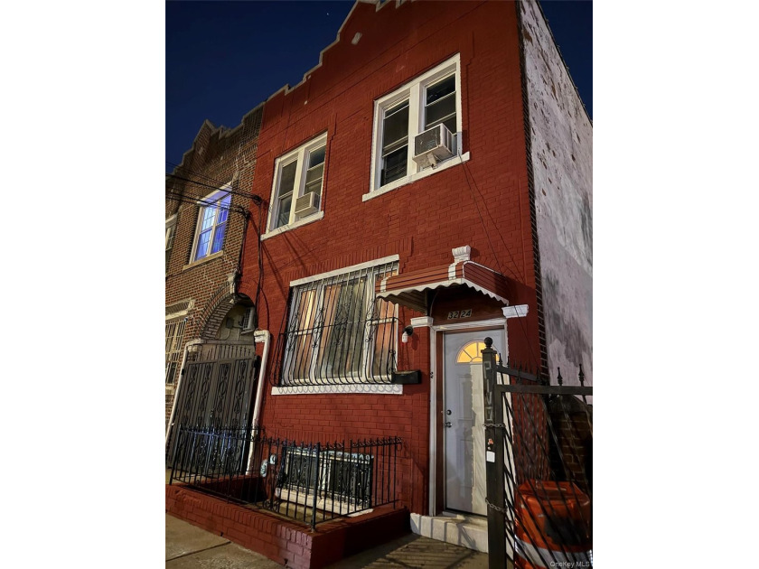 Spacious 3-family home in desirable East Elmhurst with excellent - Beach Lot for sale in East Elmhurst, New York on Beachhouse.com