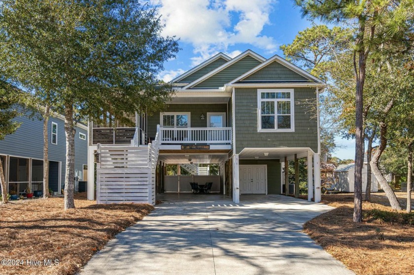 Come view this sought after NE 2nd location within walking - Beach Home for sale in Oak Island, North Carolina on Beachhouse.com