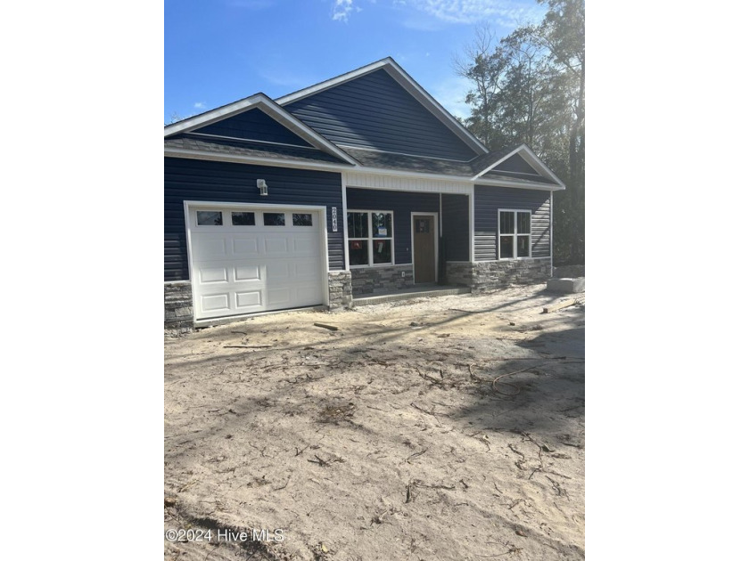 New construction on an acre of land just 5.7 (10 minutes) to - Beach Home for sale in Supply, North Carolina on Beachhouse.com