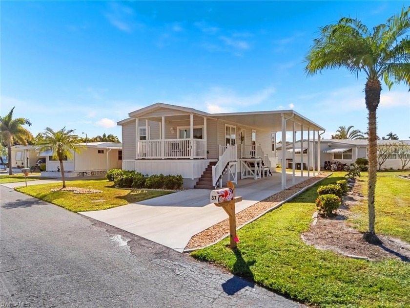 Own the land in Thunderbird Park! This 2023 Jacobsen home (ALL - Beach Home for sale in Fort Myers, Florida on Beachhouse.com
