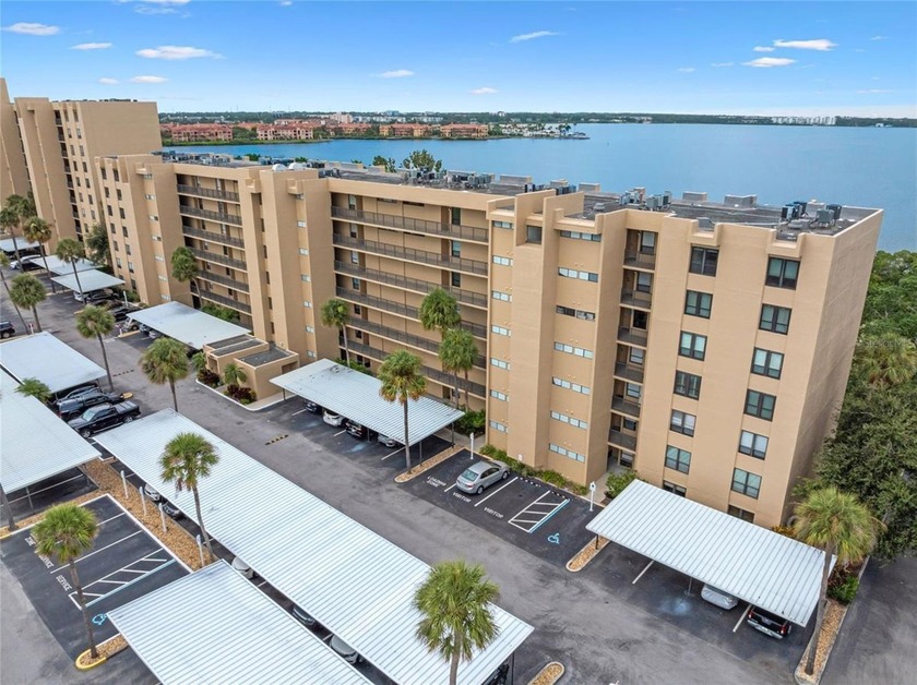 Enjoy million-dollar panoramic water views of Old Tampa Bay in - Beach Condo for sale in Clearwater, Florida on Beachhouse.com