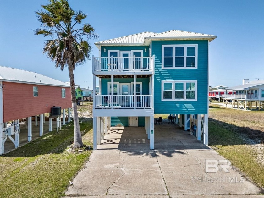 No HOA, Beautiful, furnished 4 Bedroom, 3 Bath home with - Beach Home for sale in Gulf Shores, Alabama on Beachhouse.com