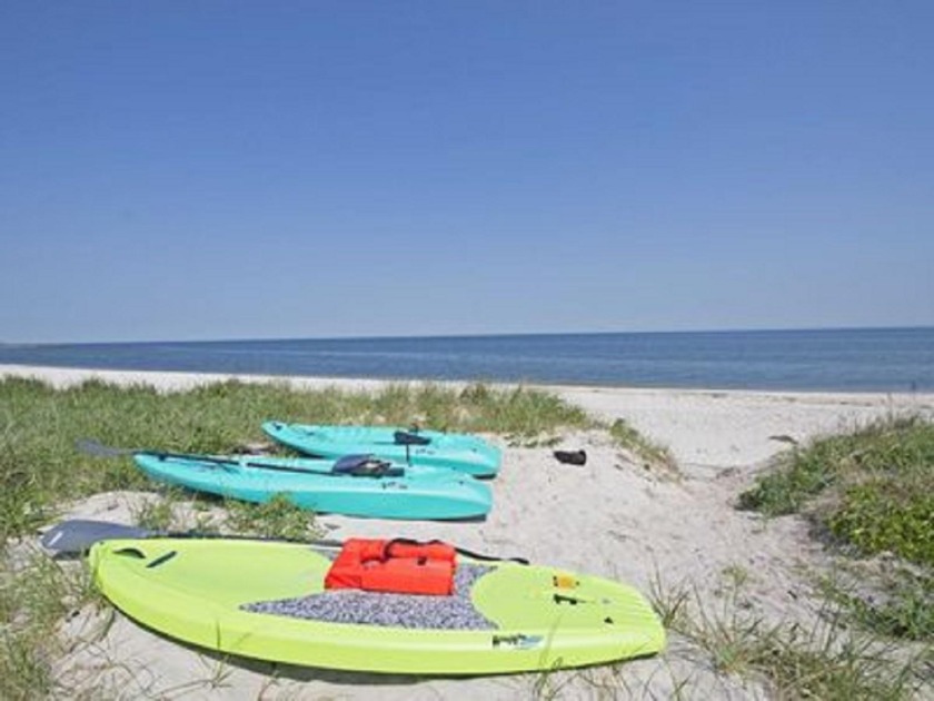 Sea View Beach House: Private Beach! - Beach Vacation Rentals in Mattituck, New York on Beachhouse.com