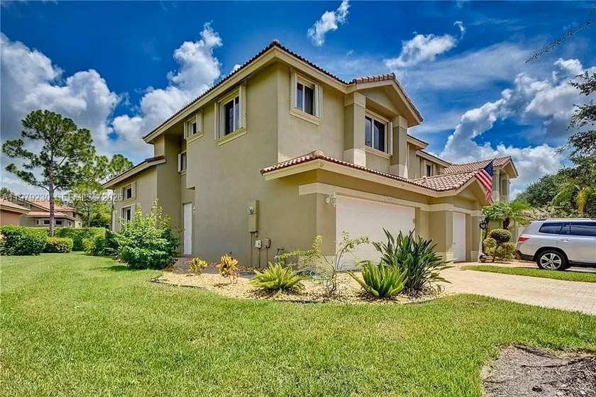 Welcome to Heron Bay's Fairways community! This corner-lot - Beach Townhome/Townhouse for sale in Coral Springs, Florida on Beachhouse.com