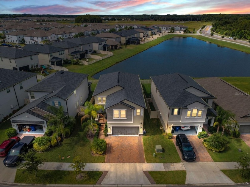 Exquisite residence in Bryant Square. Perfectly situated on a - Beach Home for sale in New Port Richey, Florida on Beachhouse.com