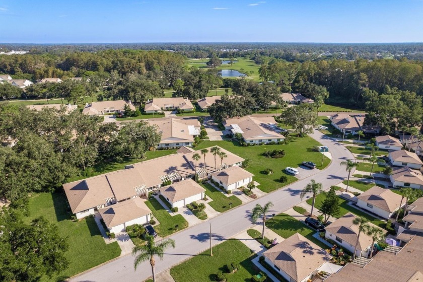 Welcome to Easy Living in Seven Springs Golf & Country Club!
 - Beach Condo for sale in New Port Richey, Florida on Beachhouse.com