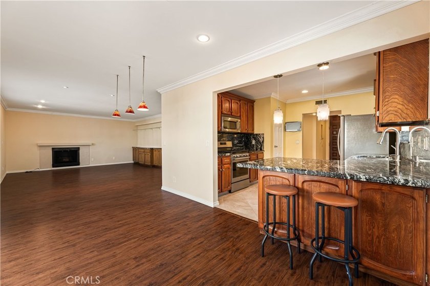 Located in a desirable Seal Beach neighborhood, this unique - Beach Condo for sale in Seal Beach, California on Beachhouse.com