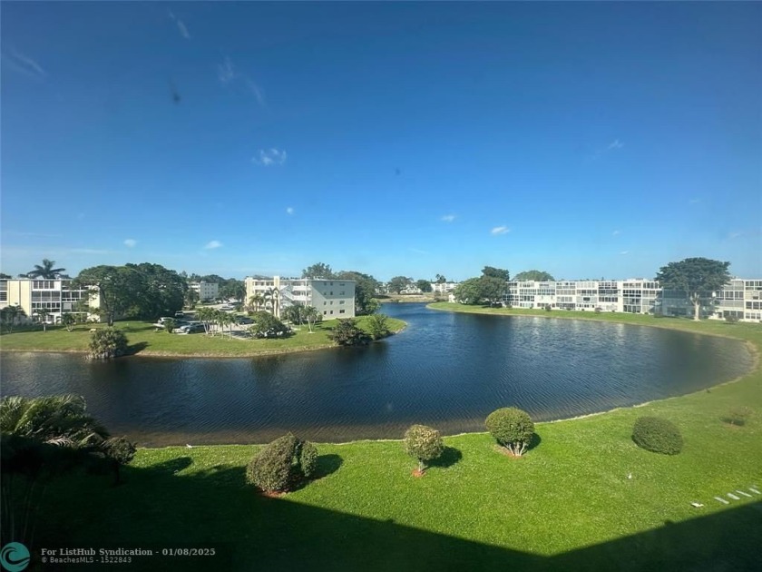 RARE FIND! GORGEOUS WATER VIEW! Fabulous location in the coveted - Beach Condo for sale in Deerfield Beach, Florida on Beachhouse.com