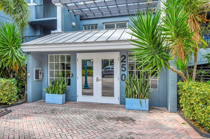 This Beautiful 2 Bed/2 Bath, With Balcony Condo in the Heart of - Beach Condo for sale in Delray Beach, Florida on Beachhouse.com