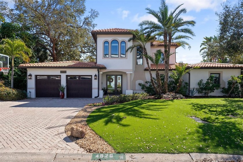 Your dream to live on the water is now a reality! Perfectly - Beach Home for sale in Tampa, Florida on Beachhouse.com