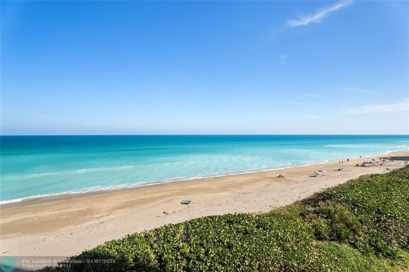 This direct beach front condominium 3 bedroom unit offers - Beach Condo for sale in Jensen Beach, Florida on Beachhouse.com