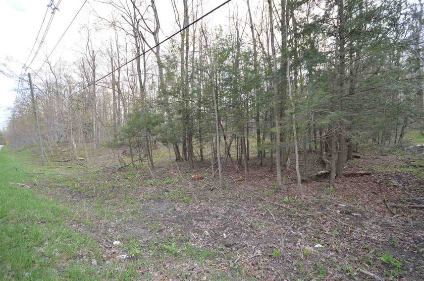 Discover the ideal setting for your Northern Michigan dream home - Beach Lot for sale in Harbor Springs, Michigan on Beachhouse.com