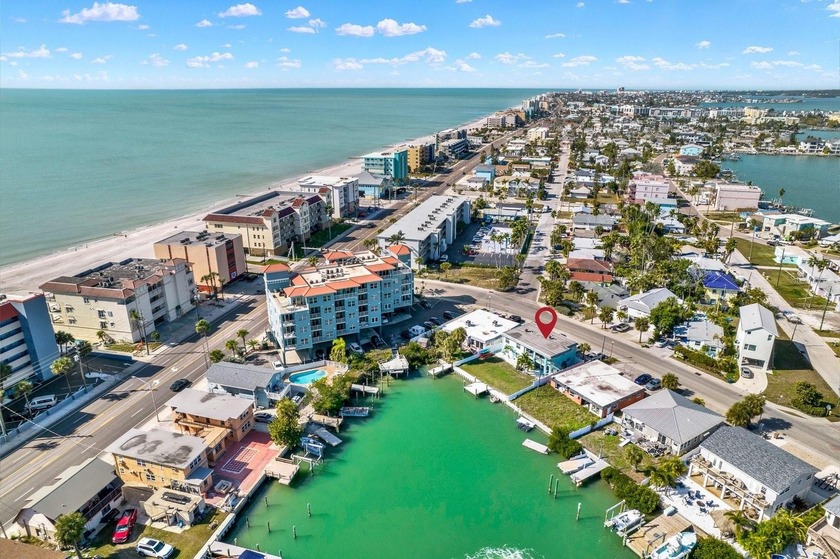 One or more photo(s) has been virtually staged. * INVESTORS - Beach Townhome/Townhouse for sale in Madeira Beach, Florida on Beachhouse.com