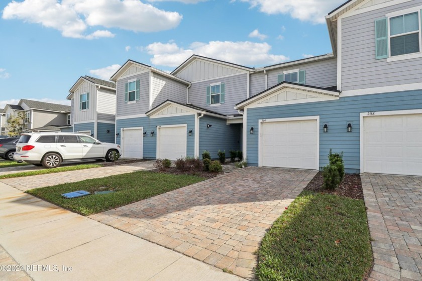This nearly new townhome, just 3 years old, offers a stunning - Beach Townhome/Townhouse for sale in St Augustine, Florida on Beachhouse.com