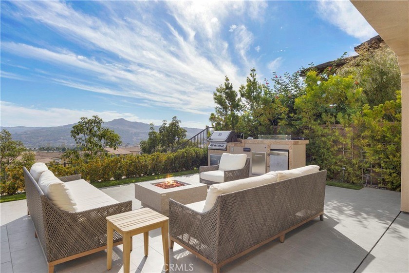 Comfort meets style in this beautifully designed home perched on - Beach Home for sale in Rancho Mission Viejo, California on Beachhouse.com