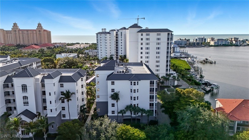 Stunning Bay View Condo Steps from the Beach! Welcome to your - Beach Condo for sale in Naples, Florida on Beachhouse.com