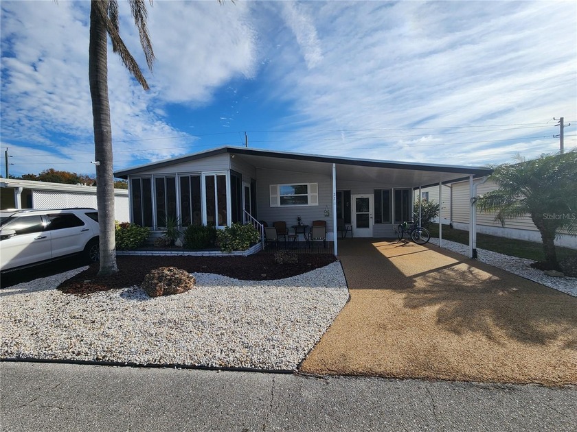 Come See this Beautiful unit in Palm Lake Estates, a - Beach Home for sale in Bradenton, Florida on Beachhouse.com