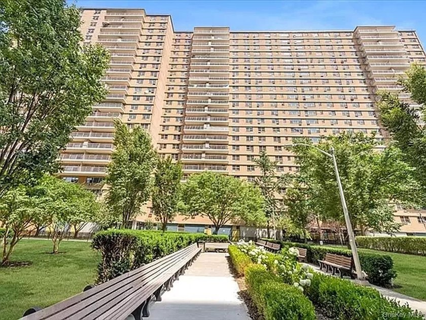 Perched on the top floor of Trump Village Section 3, this - Beach Home for sale in Brooklyn, New York on Beachhouse.com