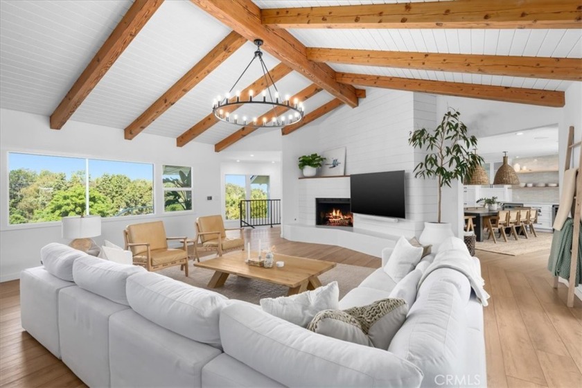 Located at the end of a cul-de-sac street in this highly - Beach Home for sale in Rolling Hills Estates, California on Beachhouse.com