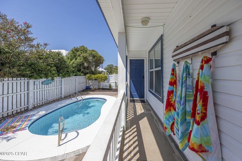 Beach, Pool & Guest Potential - This one has it all!! Looking - Beach Home for sale in Destin, Florida on Beachhouse.com