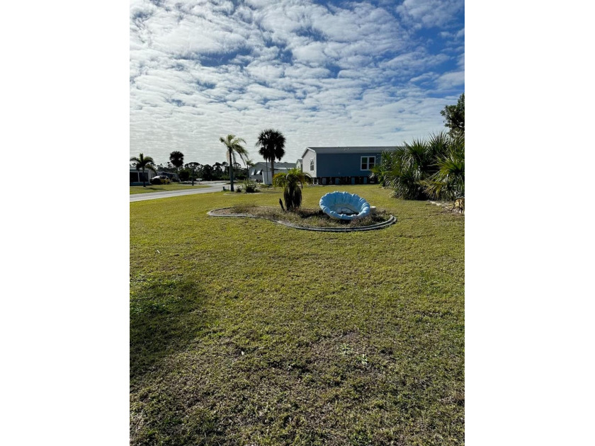 Discover the ideal setting for embracing life's simple joys! - Beach Lot for sale in Port Charlotte, Florida on Beachhouse.com