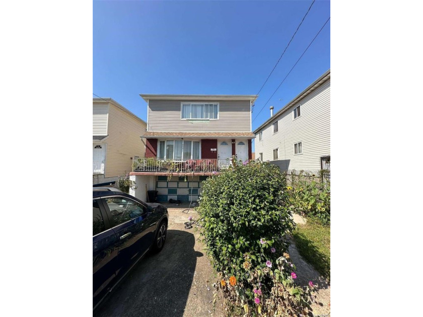 Investment opportunity at 235 Beach 19th Street, Far Rockaway - Beach Townhome/Townhouse for sale in New York, New York on Beachhouse.com