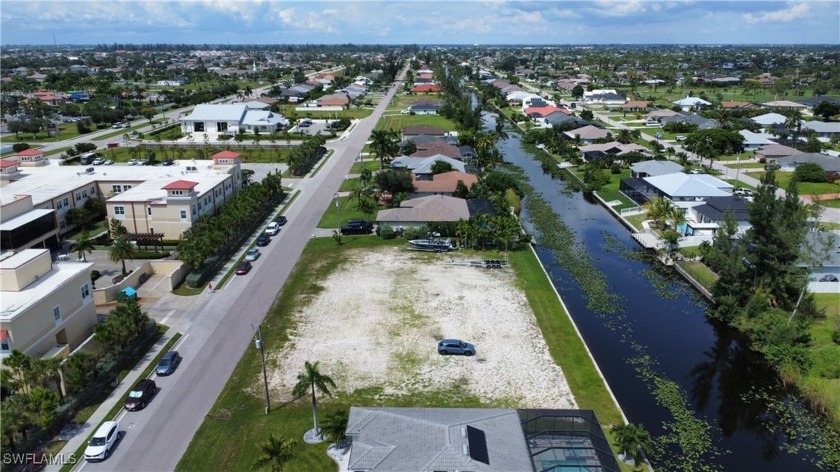 TRIPLE Canal Vacant Lot with SEAWALL is available for sale - Beach Lot for sale in Cape Coral, Florida on Beachhouse.com