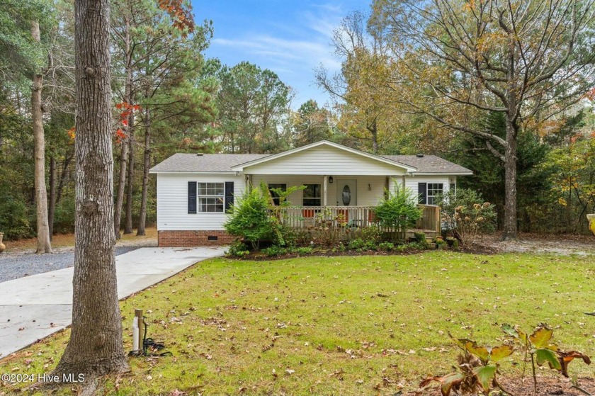 Charming 3 bedroom 2 bath home near Ocean Isle Beach! - Beach Home for sale in Shallotte, North Carolina on Beachhouse.com