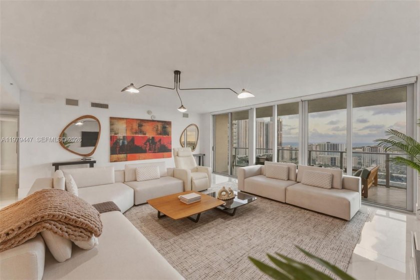 Beautiful residence in the heart of Sunny Isles Beach offering - Beach Condo for sale in Sunny Isles Beach, Florida on Beachhouse.com