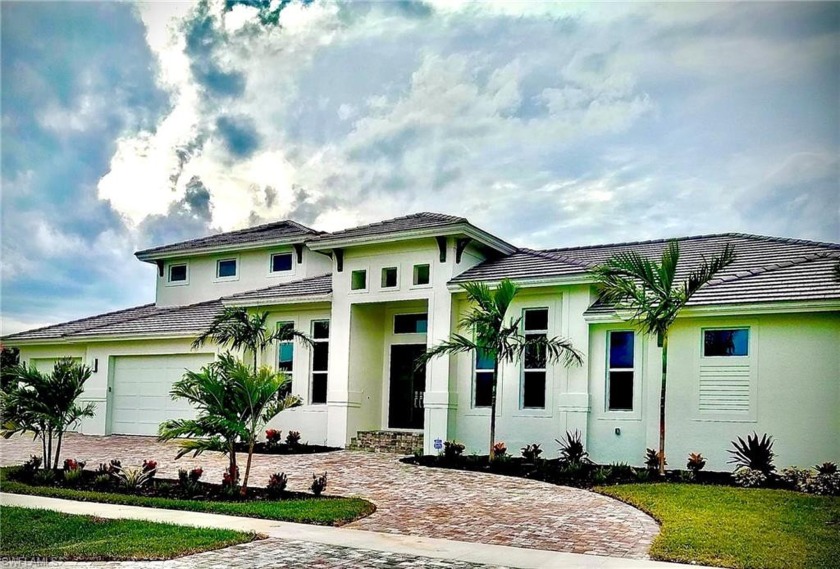 Direct access to the Gulf of Mexico! This lovely 2 story home - Beach Home for sale in Marco Island, Florida on Beachhouse.com
