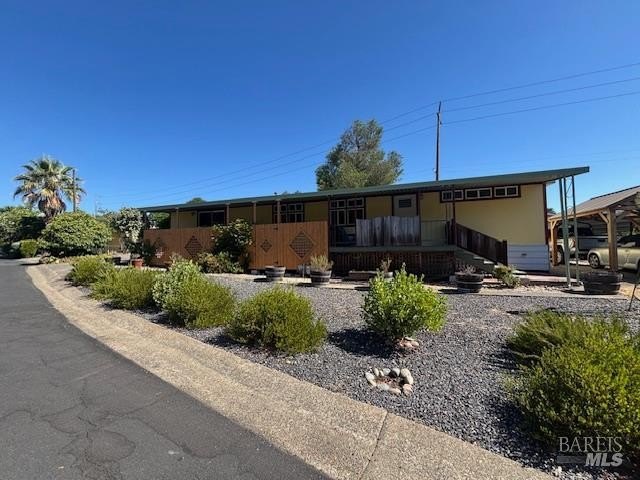 Gorgeous, custom, remodeled extra large 2bd/2ba in senior mobile - Beach Home for sale in Ukiah, California on Beachhouse.com