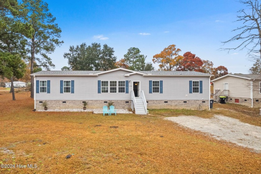 This spacious home with 8 foot ceilings is located in the heart - Beach Home for sale in Supply, North Carolina on Beachhouse.com