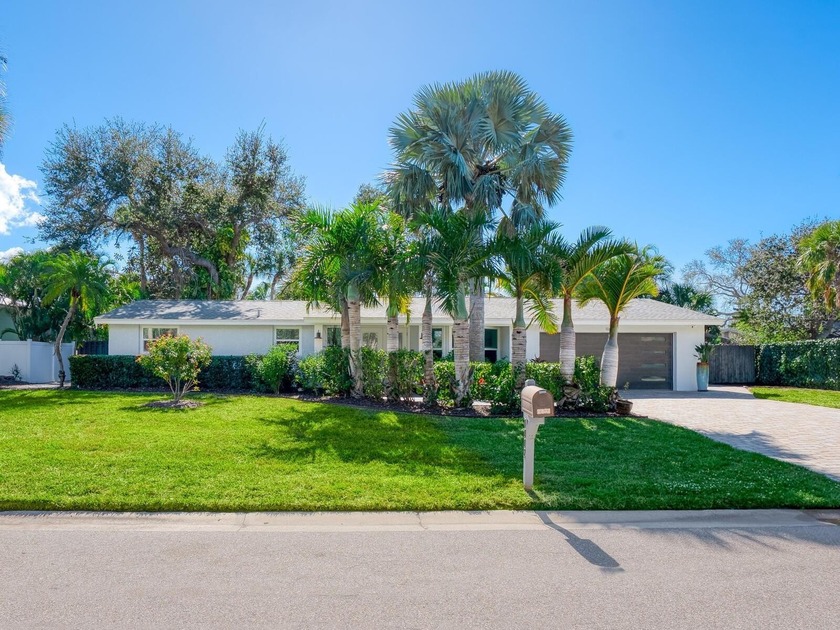Beautifully remodeled and ideally just minutes from - Beach Home for sale in Sarasota, Florida on Beachhouse.com