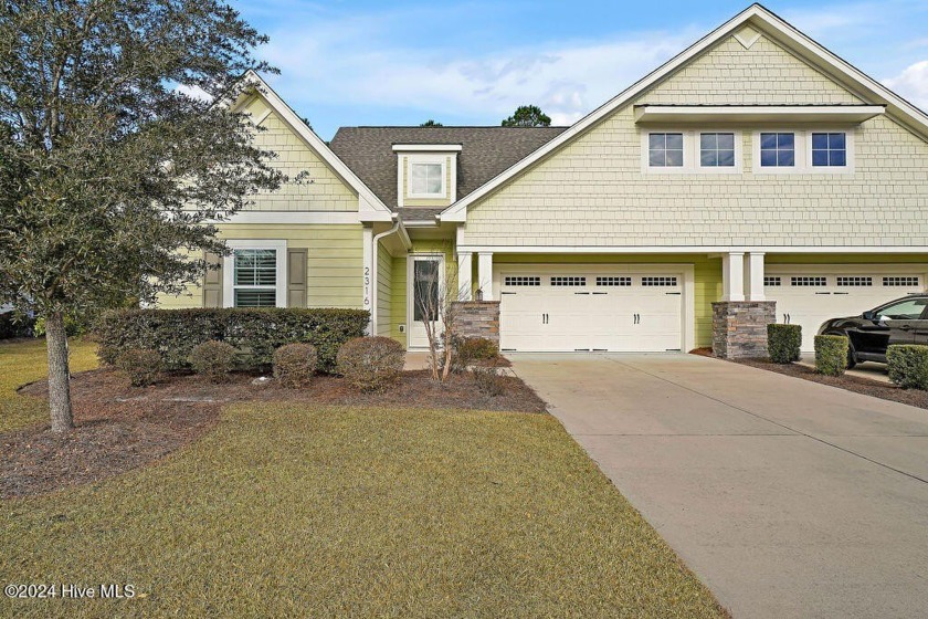 A Palmetto townhome in the Park Landing neighborhood of - Beach Townhome/Townhouse for sale in Leland, North Carolina on Beachhouse.com