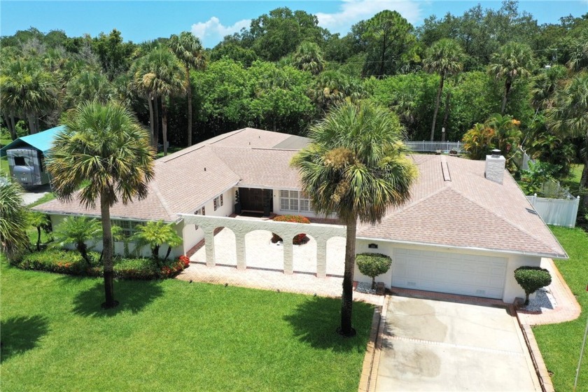 This 5 BR/4 BA 3,152 sq ft multi-generational pool home features - Beach Home for sale in Vero Beach, Florida on Beachhouse.com
