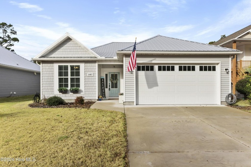 This ''west side'' Oak Island property is fully loaded with - Beach Home for sale in Oak Island, North Carolina on Beachhouse.com