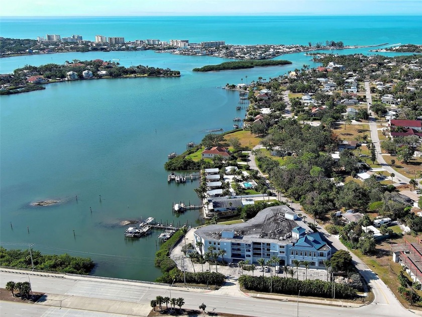 LUXURY WATERFRONT LIVING | COMPLETELY REMODELED CONDO WITH - Beach Condo for sale in Nokomis, Florida on Beachhouse.com