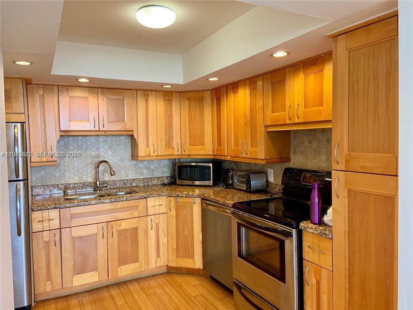 Excellent investment opportunity in a prime North Miami Beach - Beach Condo for sale in North Miami Beach, Florida on Beachhouse.com