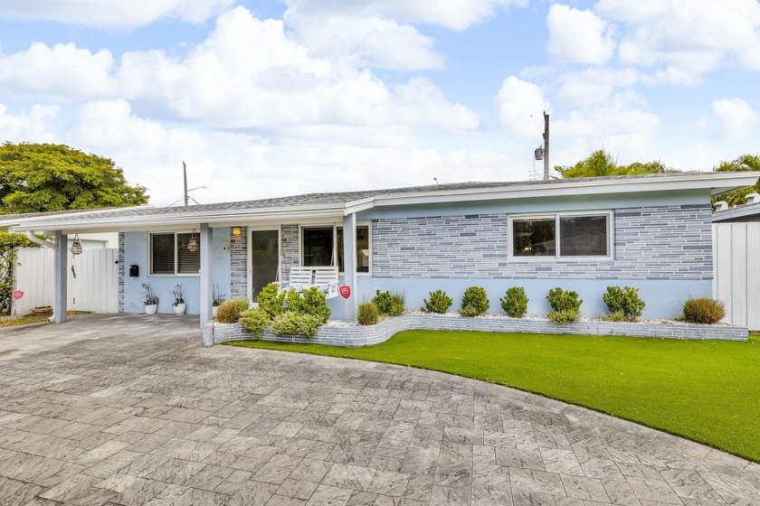 Your private tropical getaway awaits! This updated 3BR/2BA gem - Beach Home for sale in Oakland Park, Florida on Beachhouse.com
