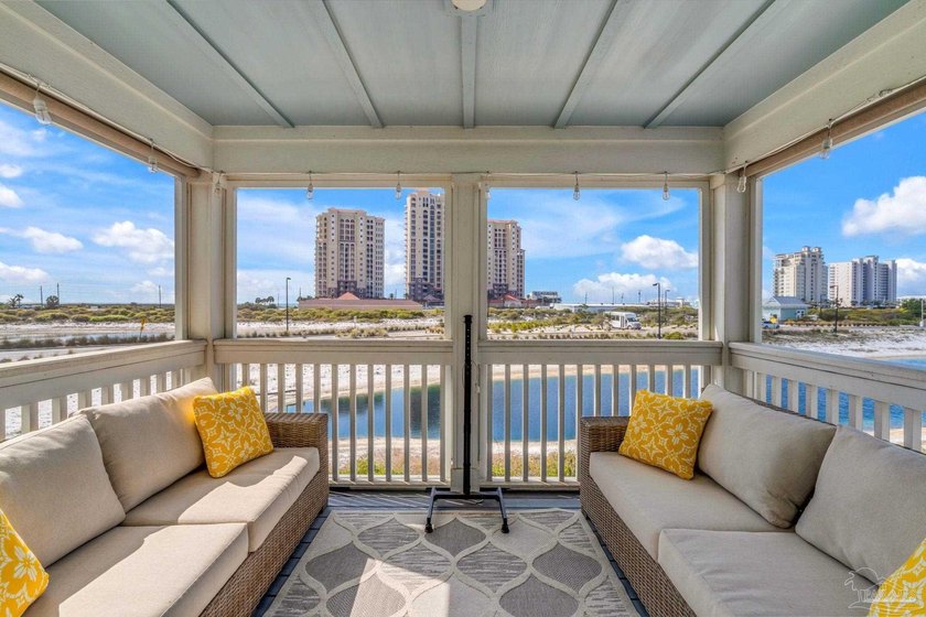 This gorgeous Past model home has never been a rental and only - Beach Home for sale in Pensacola, Florida on Beachhouse.com