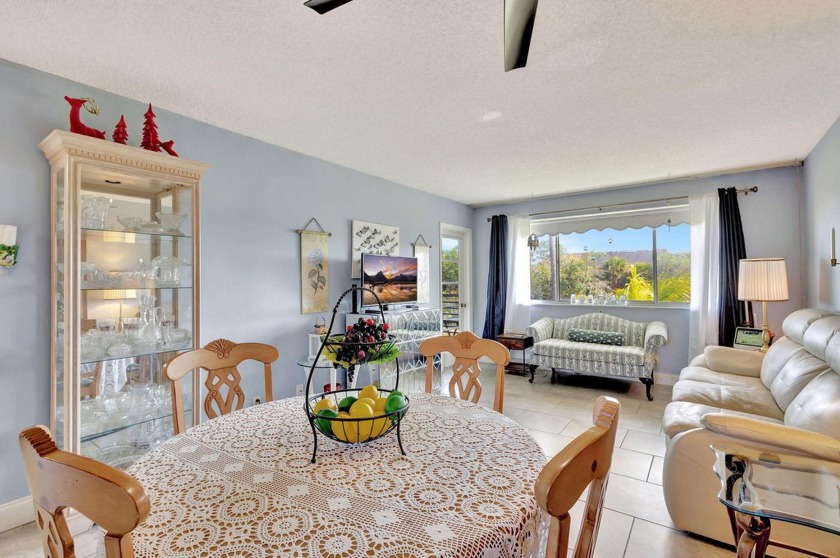 A brand-new bathroom, consistent flooring & water view - Beach Condo for sale in Lake Worth, Florida on Beachhouse.com