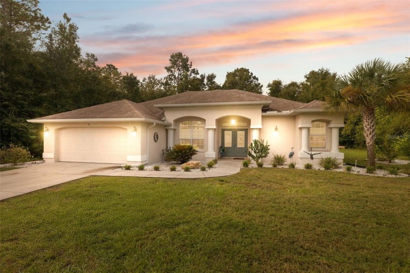 Step into Florida living at its finest with this 2019 Artistic - Beach Home for sale in Homosassa, Florida on Beachhouse.com