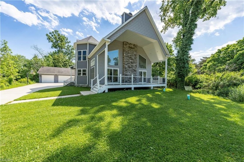 This Beautiful custom built 4 bed 6 garage home is a must see - Beach Home for sale in Avon Lake, Ohio on Beachhouse.com