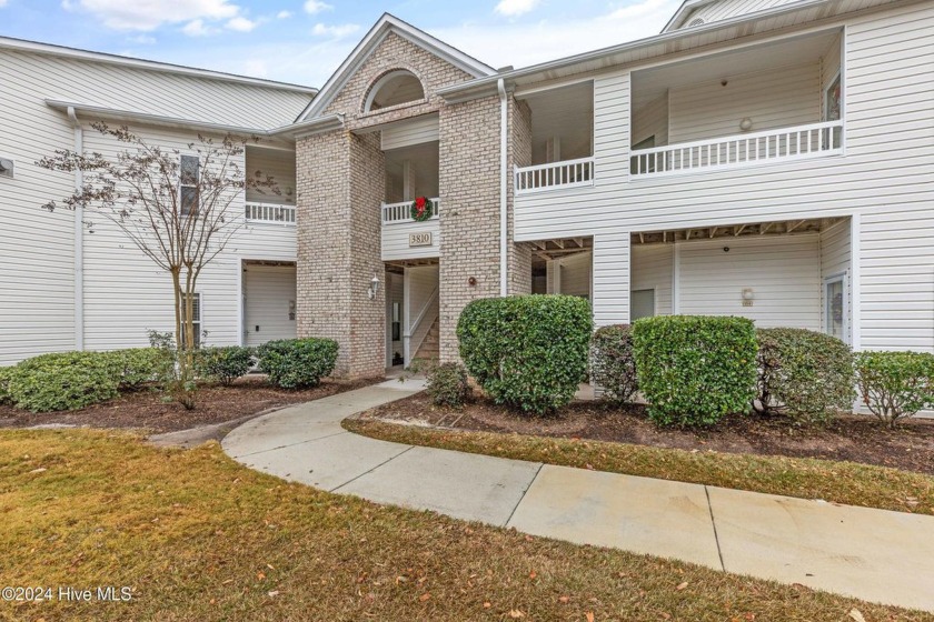 Nestled in the heart of Wilmington, this charming, 2nd-story - Beach Condo for sale in Wilmington, North Carolina on Beachhouse.com