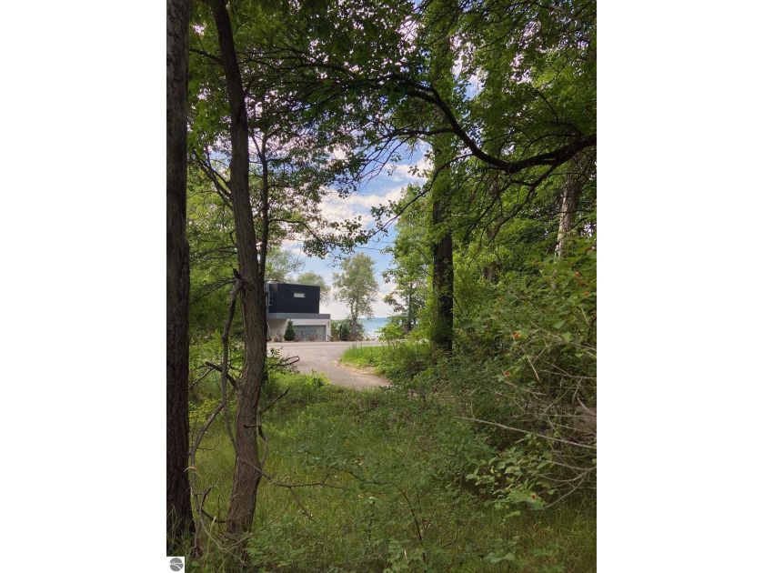 2.57 ACRES AT THE BASE OF OLD MISSION PENINSULA IN TC! This - Beach Acreage for sale in Traverse City, Michigan on Beachhouse.com