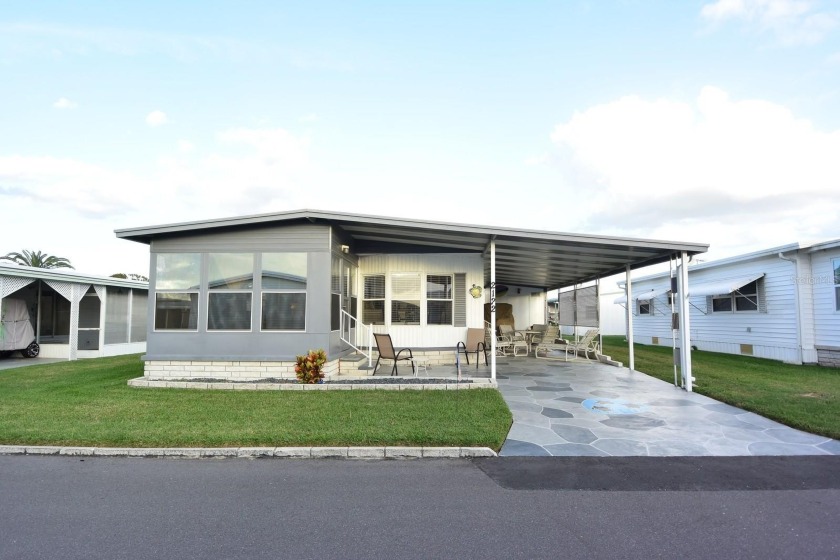 Welcome to beautiful Lake Conley Mobile Home Park in Holiday - Beach Home for sale in Holiday, Florida on Beachhouse.com