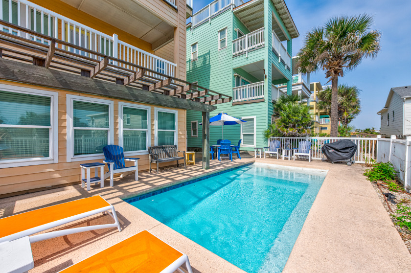 Private pool, In-town location, Sleeps - Beach Vacation Rentals in Port Aransas, Texas on Beachhouse.com